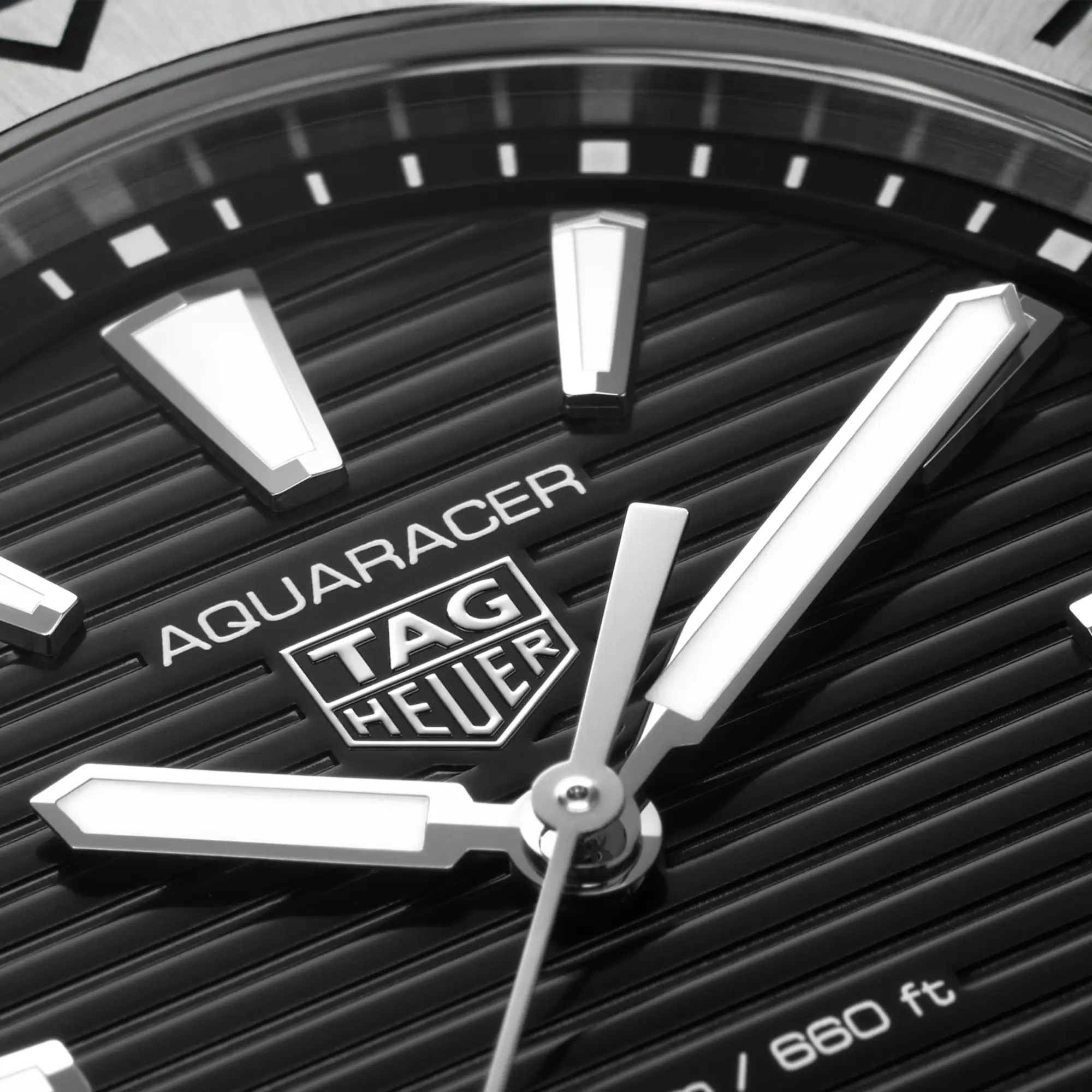 TAG Heuer Aquaracer Professional 200 - Steel - 40 mm | TAG Heuer US 3 TAG Heuer Aquaracer Professional 200 - Steel - 40 mm | TAG Heuer US