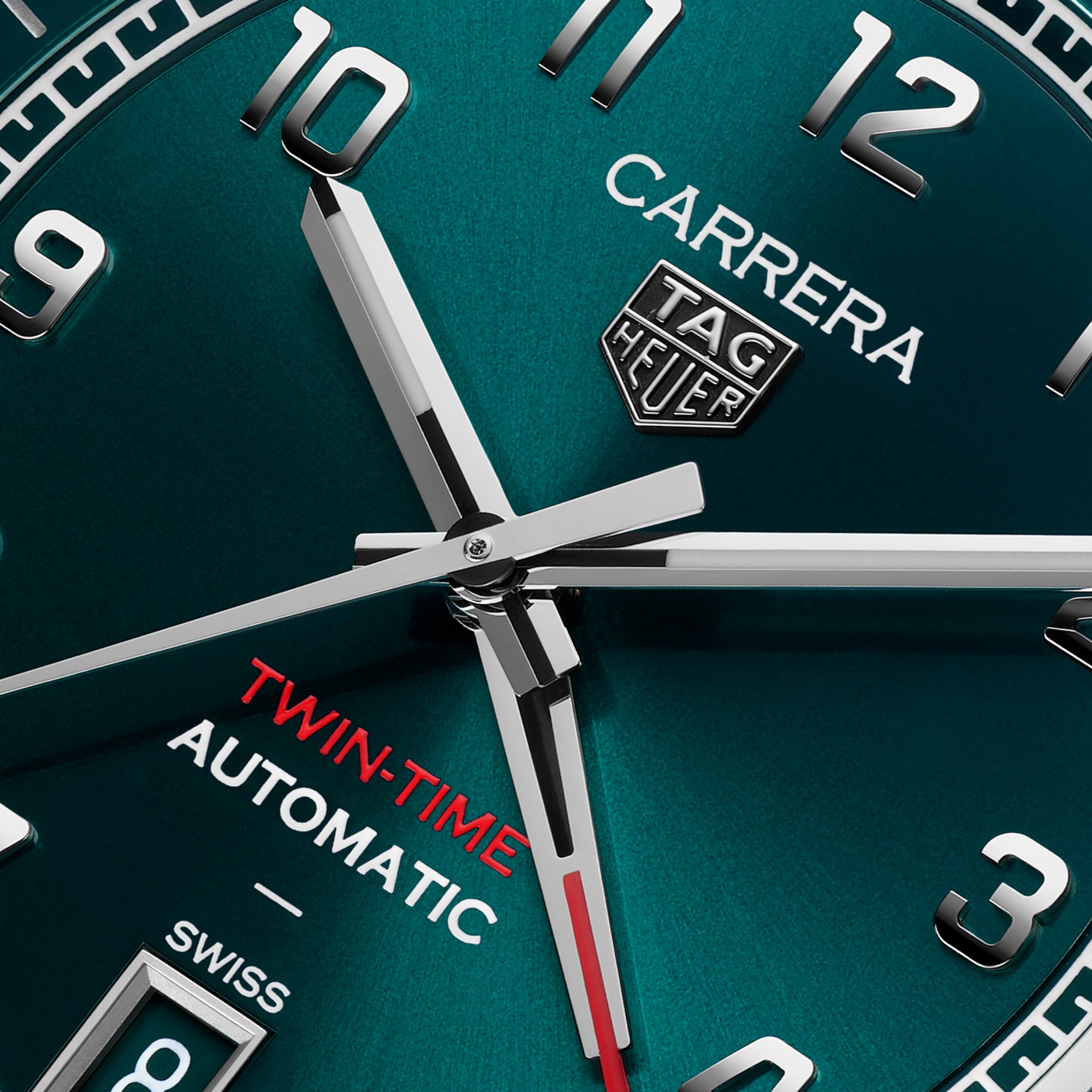 TAG Heuer Carrera Date Twin-Time - Steel - 41 mm | TAG Heuer US 3 TAG Heuer Carrera Date Twin-Time - Steel - 41 mm | TAG Heuer US